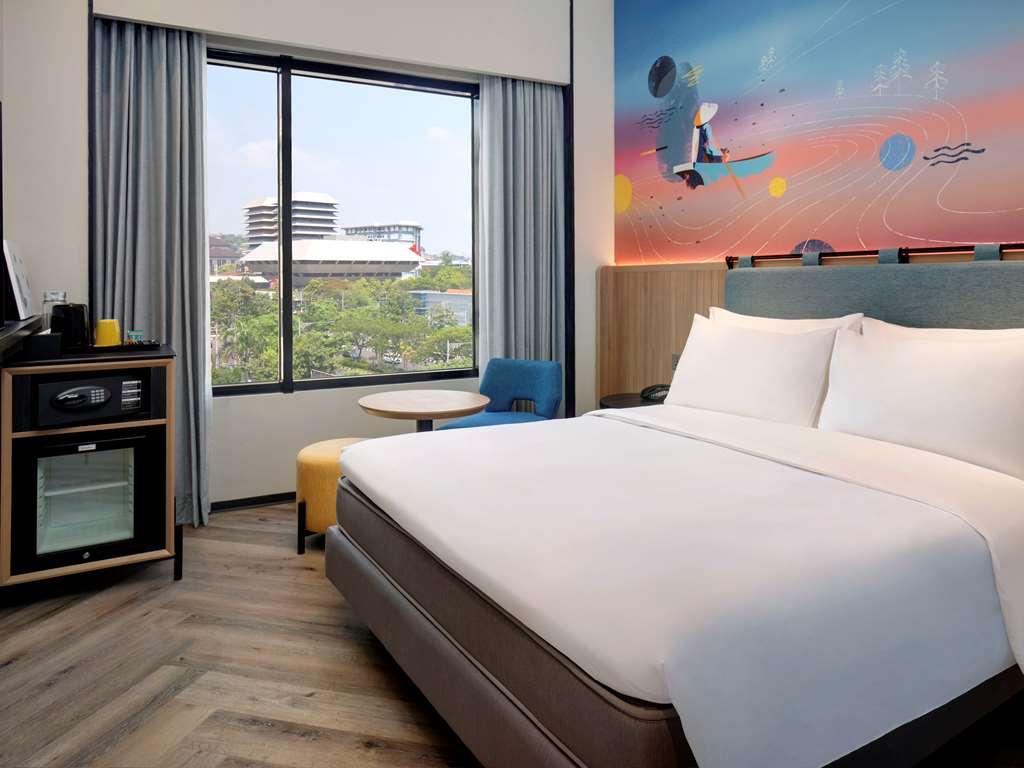 מלון Ibis Styles Semarang Simpang Lima חדר תמונה