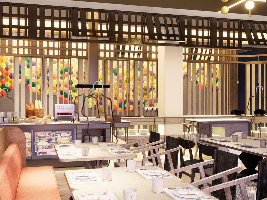 מלון Ibis Styles Semarang Simpang Lima מסעדה תמונה